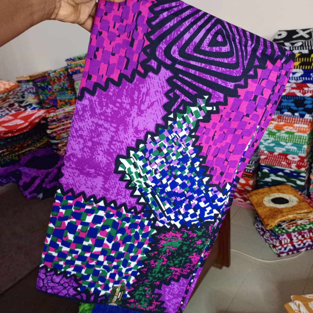 WAKANDA FASHION 100% COTON WAX NIGERIAN batik violet fuchsia  à motif patchwork  