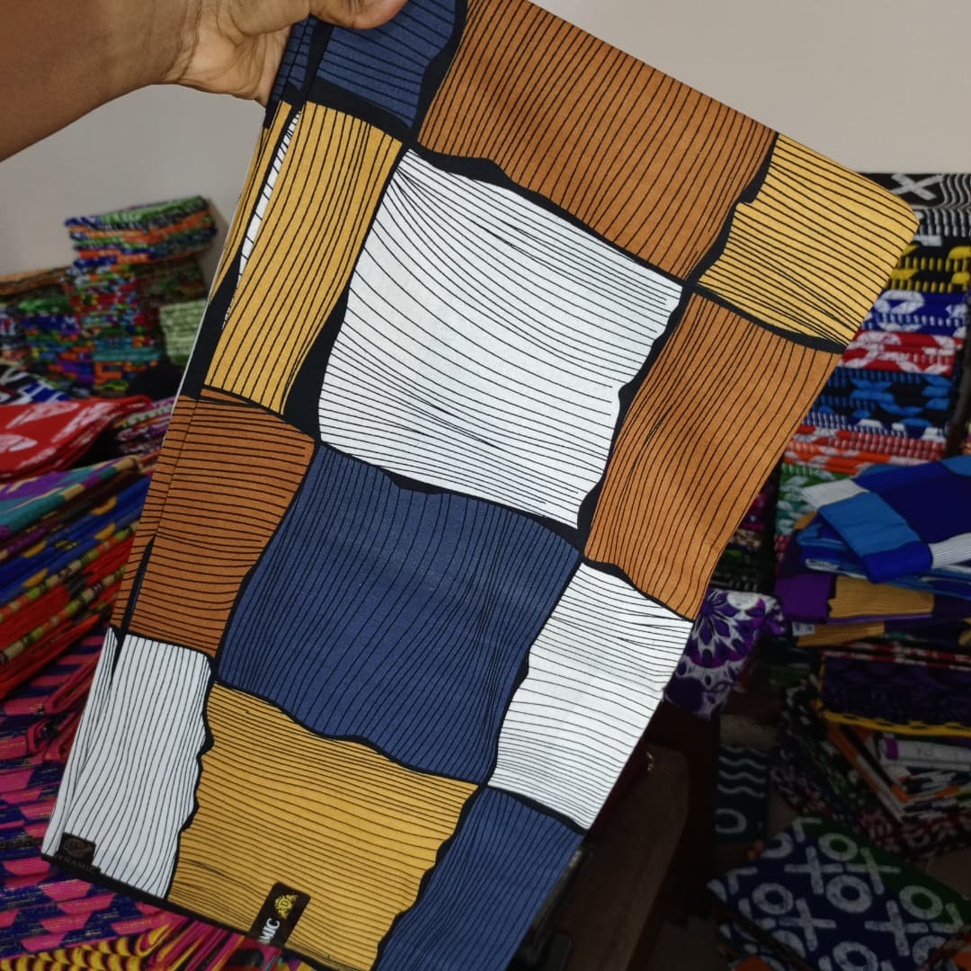 DYNAMIC 100% COTON WAX NIGERIAN batik patchwork carrés rayés bleu nuit blanc moutarde marron 